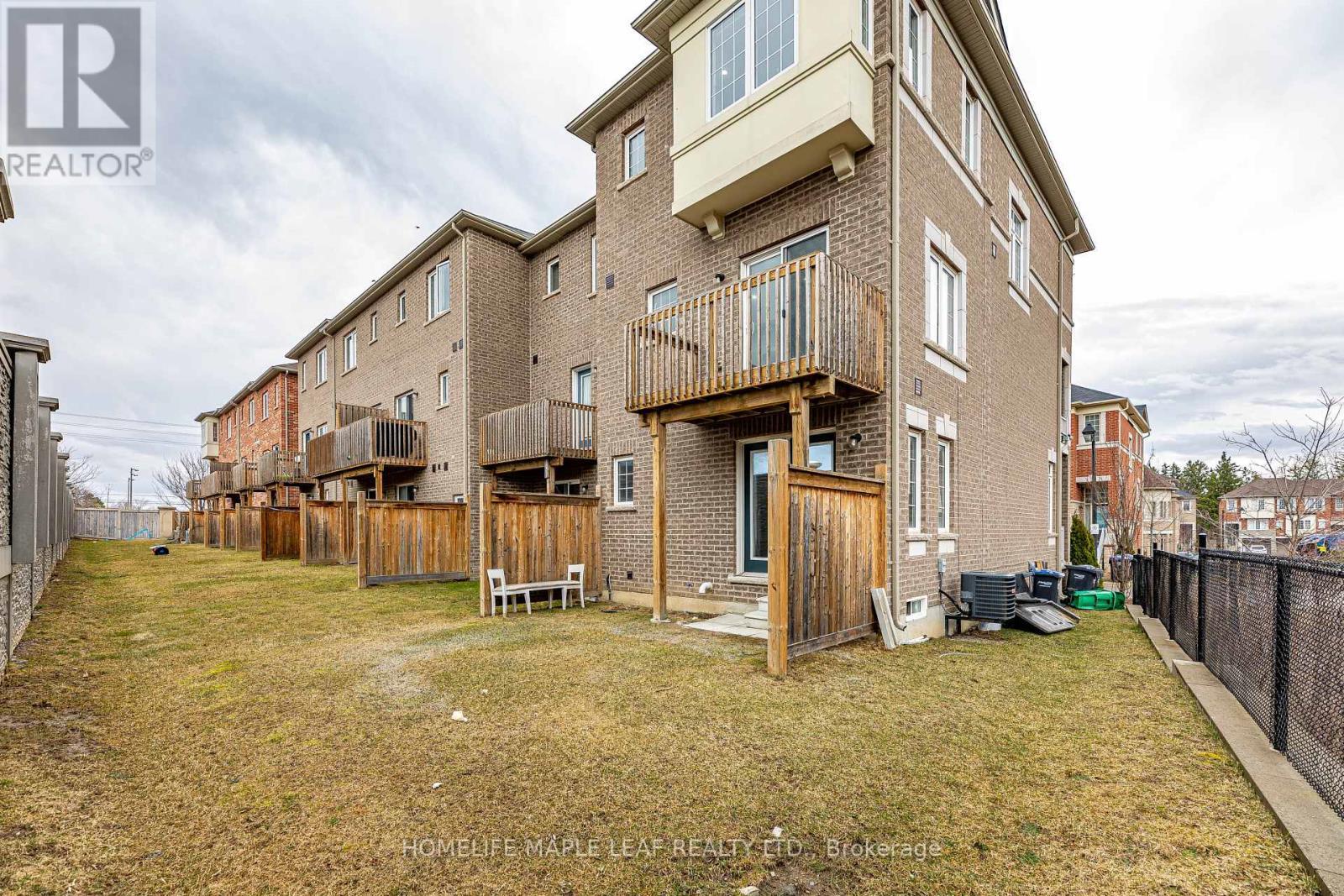2 Cedarland Road E, Brampton, ON - Outdoor With Exterior