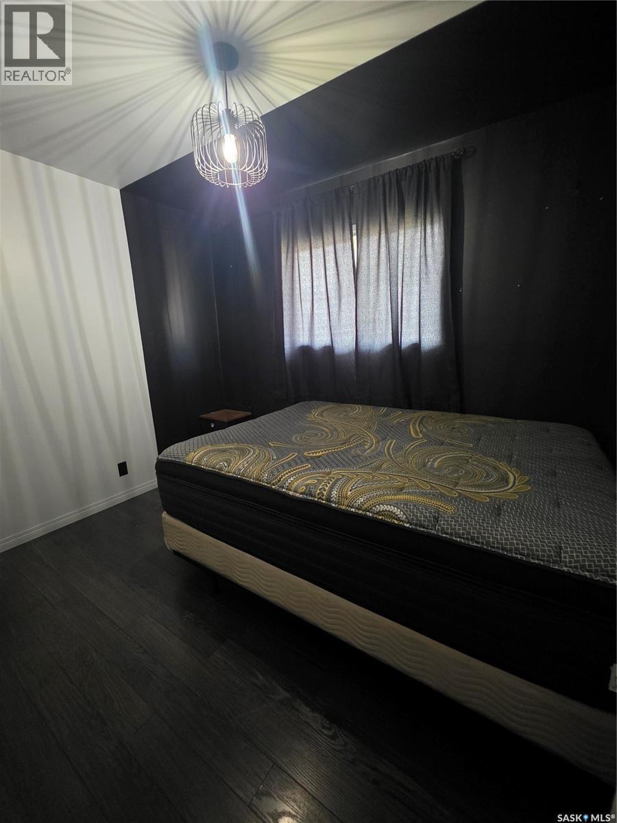 262 Duncan Road, Estevan, SK - Indoor Photo Showing Bedroom