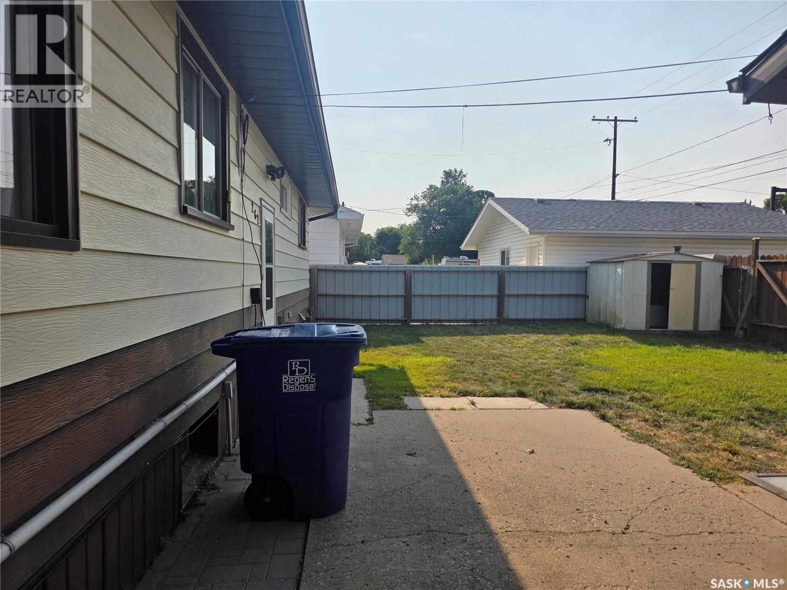 262 Duncan Road, Estevan, SK - Outdoor With Exterior