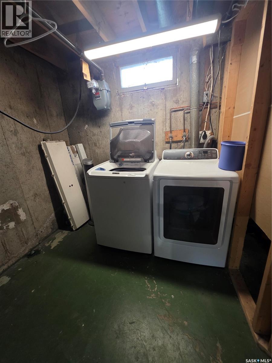 262 Duncan Road, Estevan, SK - Indoor