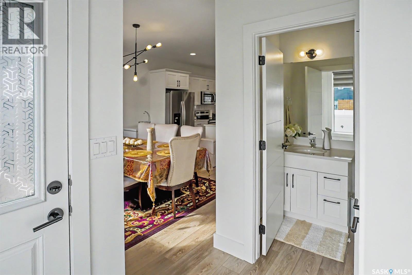 138 Rosewood Boulevard E, Saskatoon, SK - Indoor