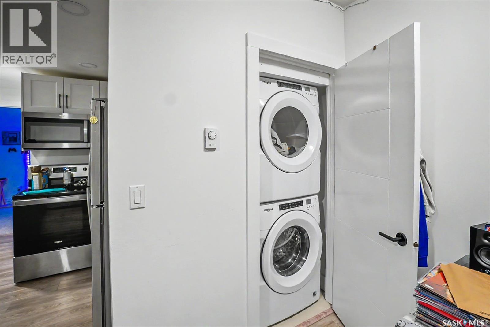 138 Rosewood Boulevard E, Saskatoon, SK - Indoor Photo Showing Laundry Room