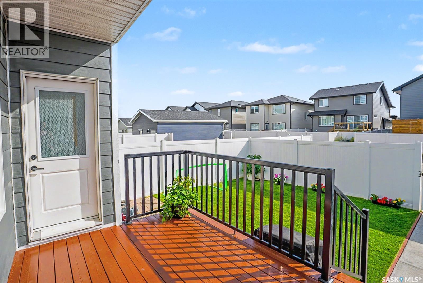 138 Rosewood Boulevard E, Saskatoon, SK - Outdoor With Exterior
