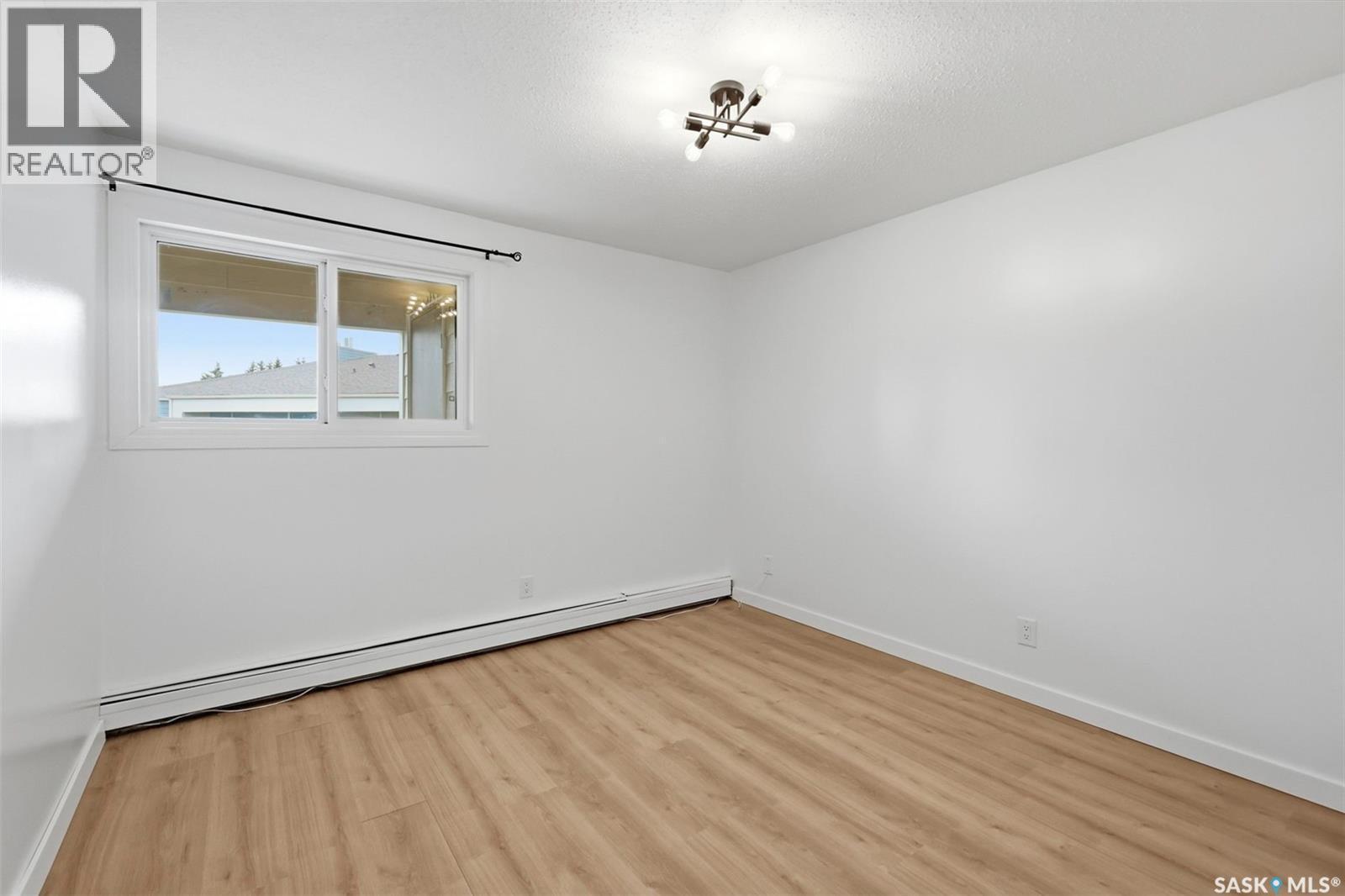 1233 425 115Th Street E, Saskatoon, SK - Indoor Photo Showing Other Room