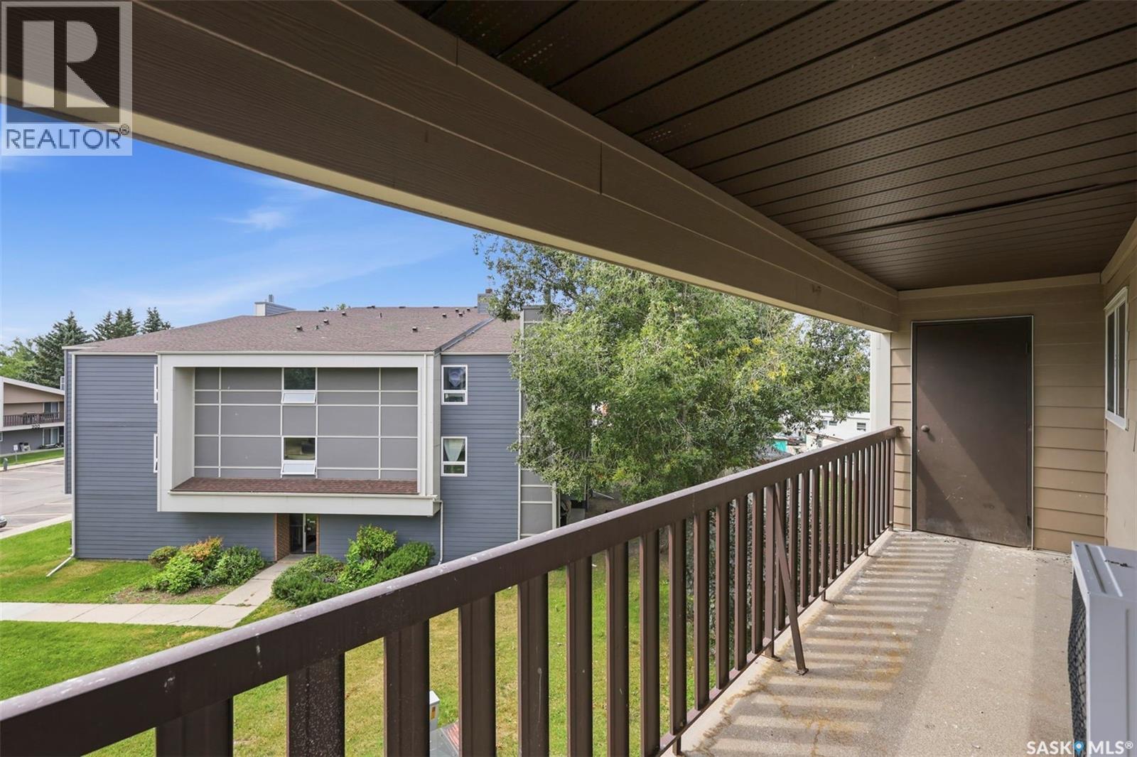 1233 425 115Th Street E, Saskatoon, SK - Outdoor With Exterior