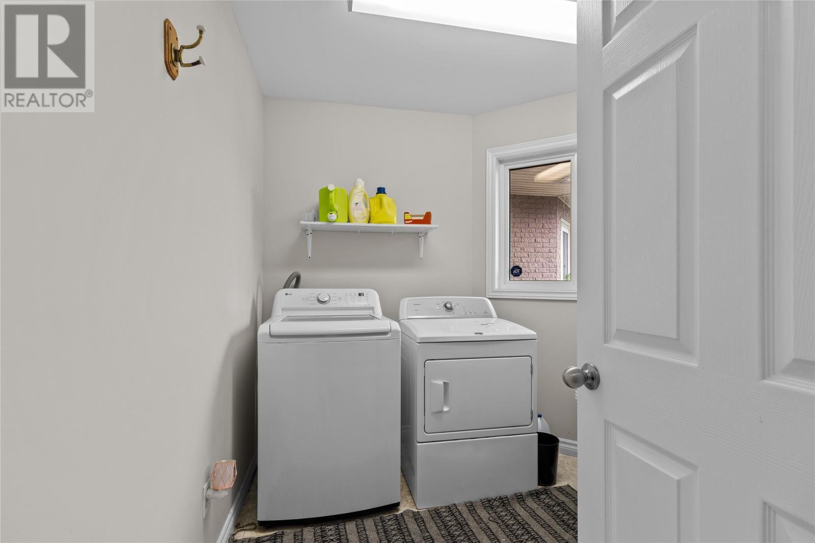 463 Main Road, St. John'S, NL - Indoor Photo Showing Laundry Room