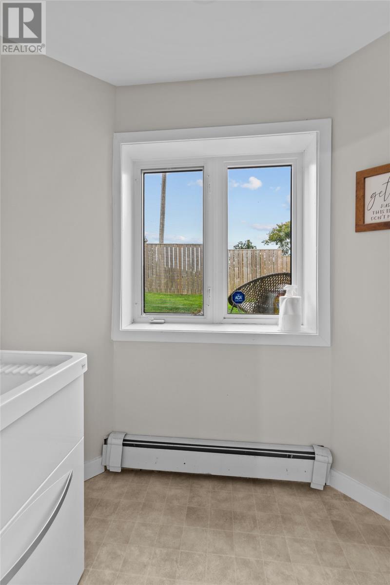 463 Main Road, St. John'S, NL - Indoor Photo Showing Other Room