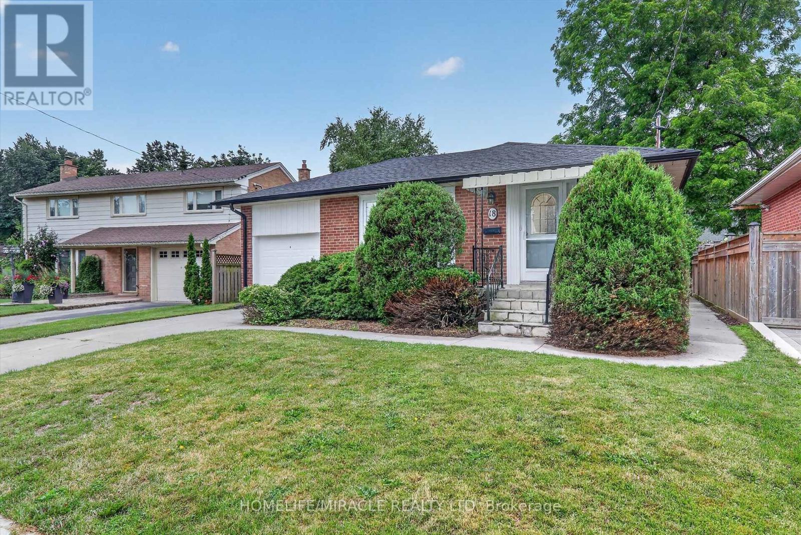18 Elderfield Crescent, Toronto, ON - Outdoor