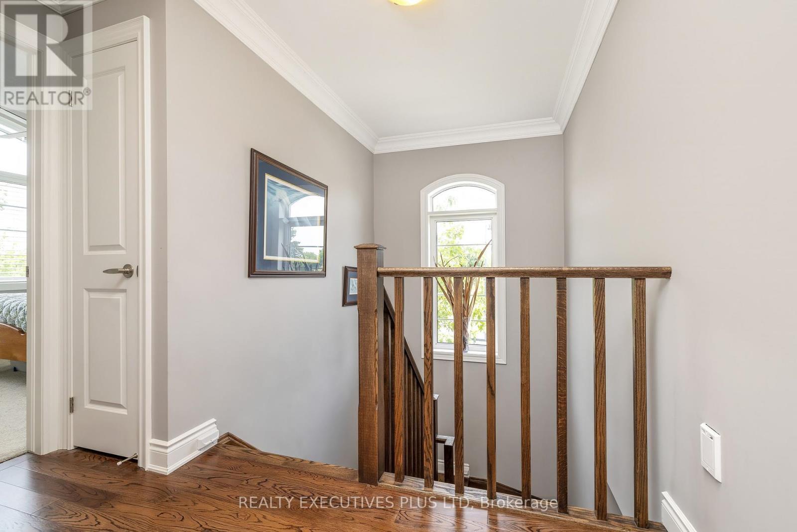 86 Stillwater Crescent, Hamilton, ON - Indoor Photo Showing Other Room