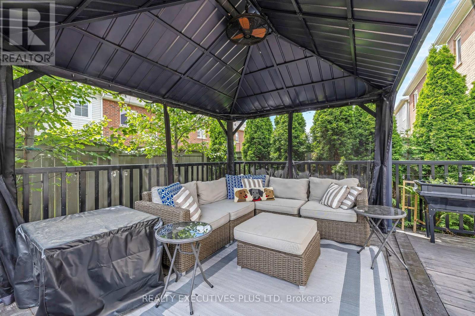 86 Stillwater Crescent, Hamilton, ON - Outdoor With Deck Patio Veranda With Exterior