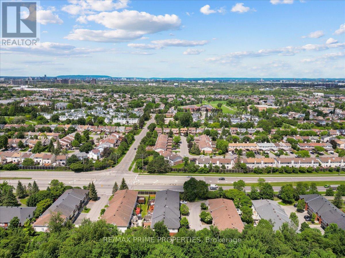 201 Gladeview Private, Ottawa, ON - Outdoor With View