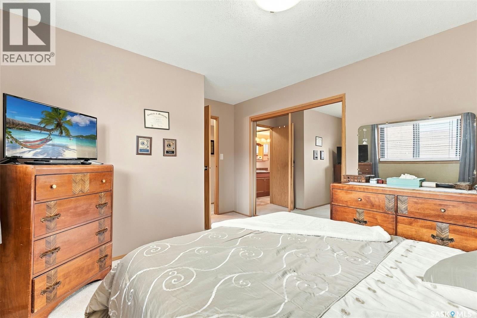 386 Cedar Meadow Drive, Regina, SK - Indoor Photo Showing Bedroom