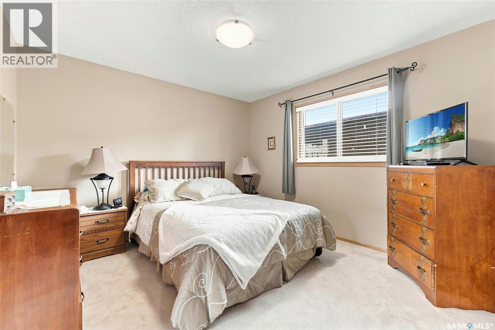 386 Cedar Meadow Drive, Regina, SK - Indoor Photo Showing Bedroom