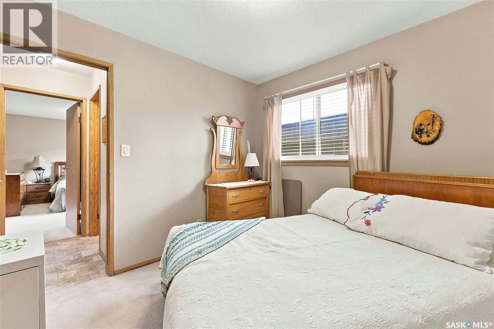 386 Cedar Meadow Drive, Regina, SK - Indoor Photo Showing Bedroom