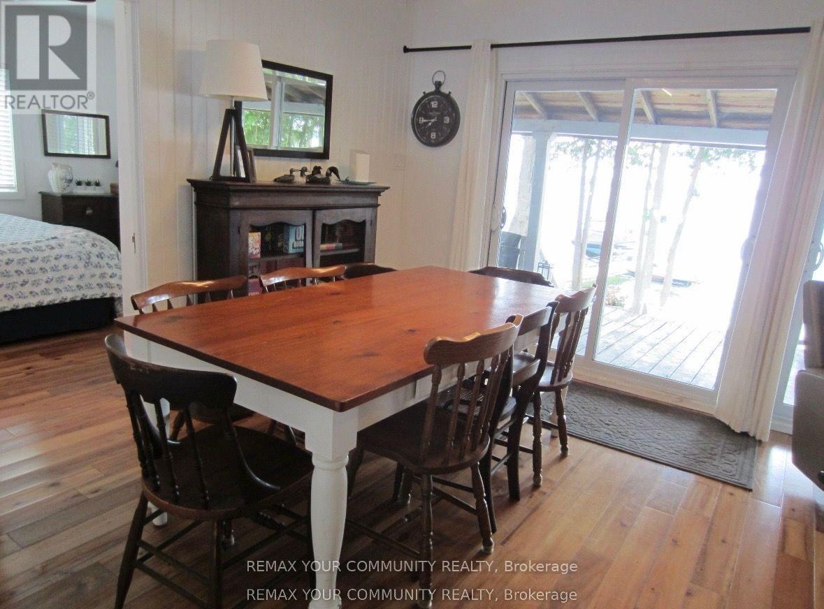 Dining Room - 6576 Quarry Point Road, Ramara, ON - Indoor Photo Showing Dining Room