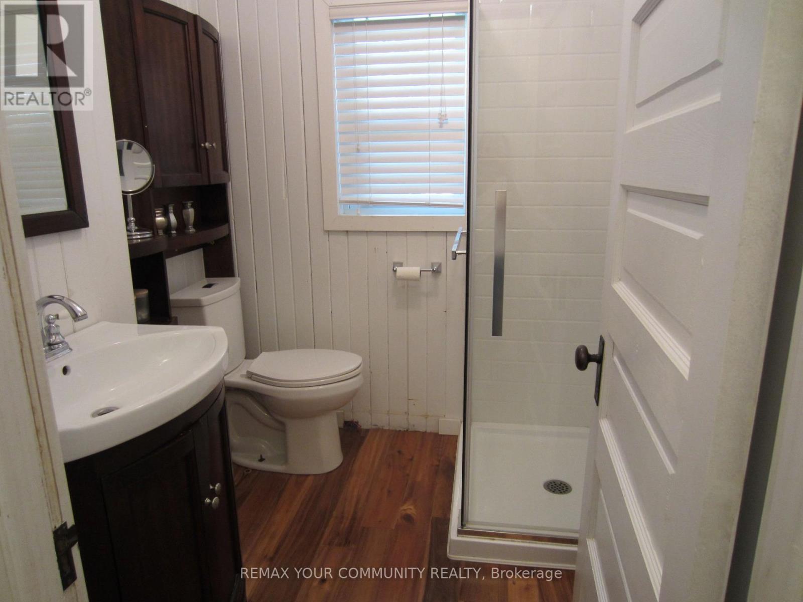 3 Piece Bathroom with Walk-inShower - 6576 Quarry Point Road, Ramara, ON - Indoor Photo Showing Bathroom