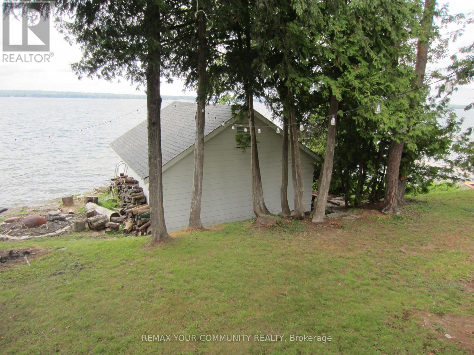 In Water Single Slip Boathouse - 6576 Quarry Point Road, Ramara, ON - Outdoor