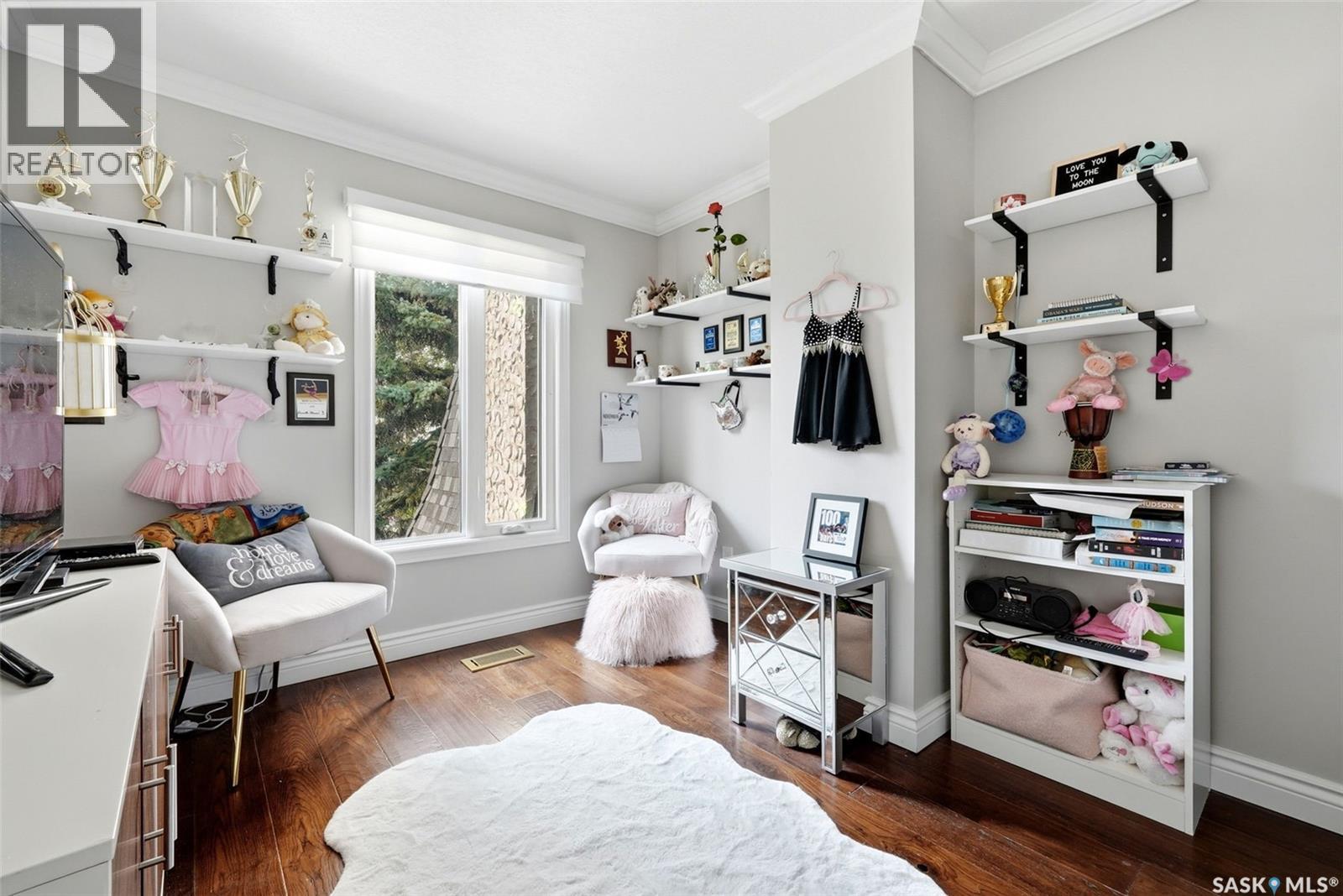 1142 Gryphons Walk, Regina, SK - Indoor