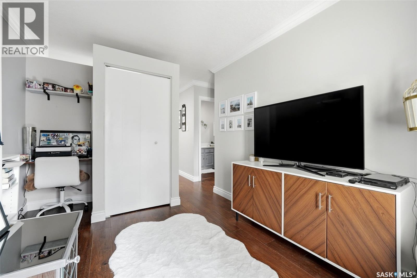 1142 Gryphons Walk, Regina, SK - Indoor Photo Showing Bedroom