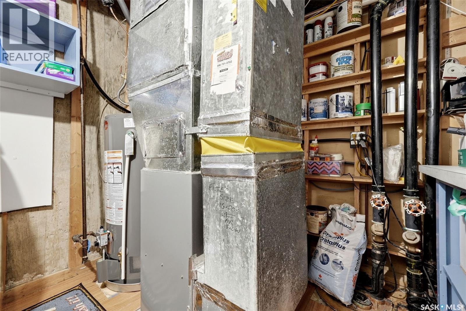 1142 Gryphons Walk, Regina, SK - Indoor Photo Showing Basement