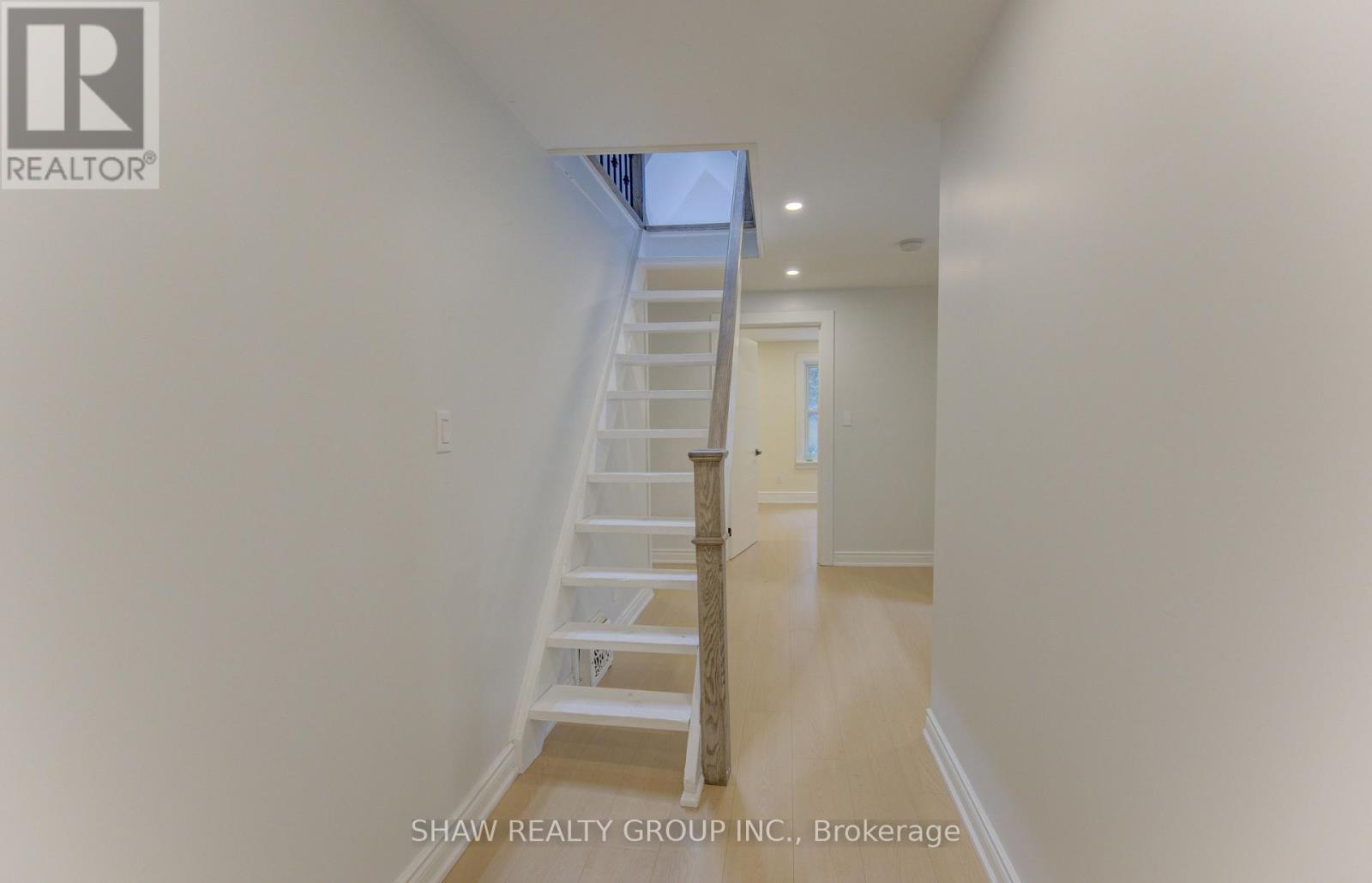 69 Hungerford Road, Cambridge, ON - Indoor Photo Showing Other Room
