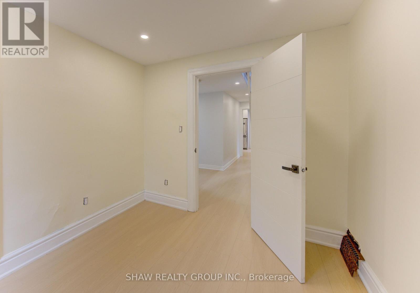 69 Hungerford Road, Cambridge, ON - Indoor Photo Showing Other Room