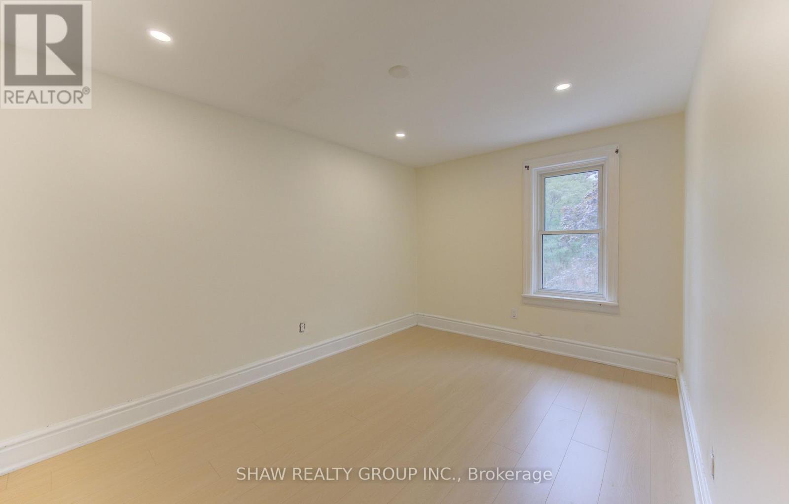 69 Hungerford Road, Cambridge, ON - Indoor Photo Showing Other Room