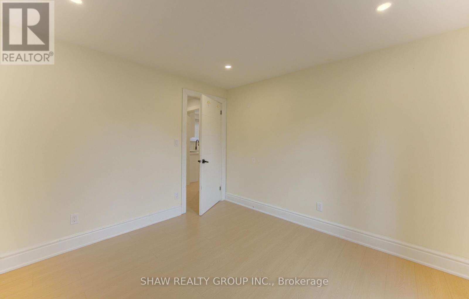 69 Hungerford Road, Cambridge, ON - Indoor Photo Showing Other Room