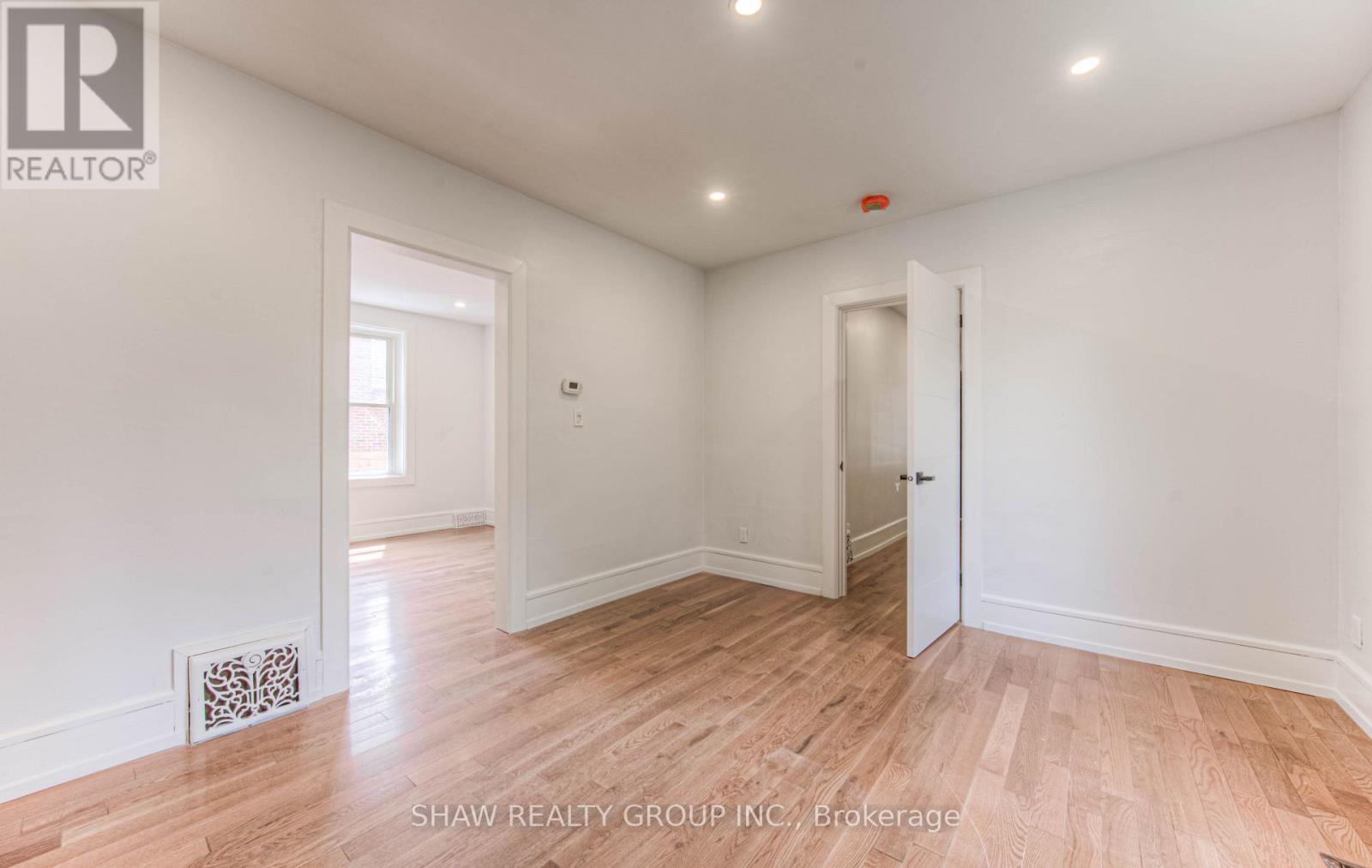 69 Hungerford Road, Cambridge, ON - Indoor Photo Showing Other Room
