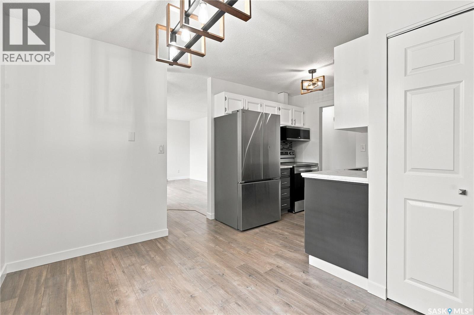 118 Dundurn Place, Saskatoon, SK - Indoor