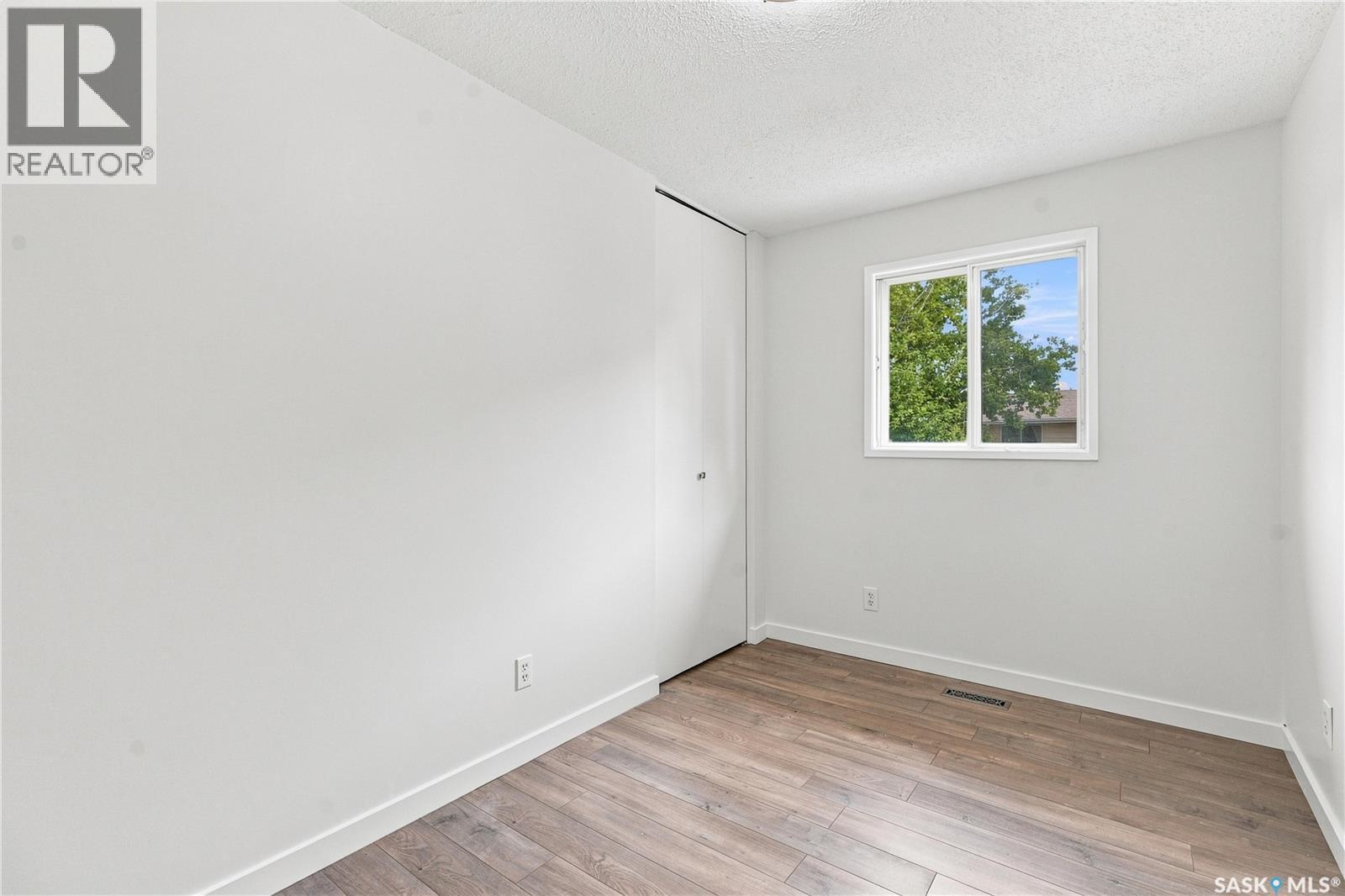 118 Dundurn Place, Saskatoon, SK - Indoor Photo Showing Other Room