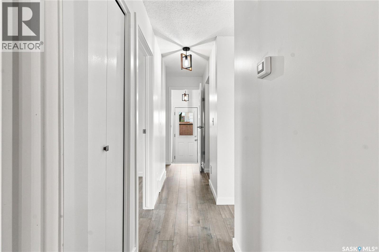 118 Dundurn Place, Saskatoon, SK - Indoor