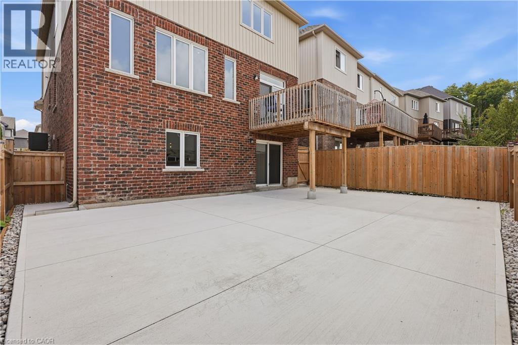 359 Beechdrops Drive, Waterloo, ON - Outdoor With Exterior