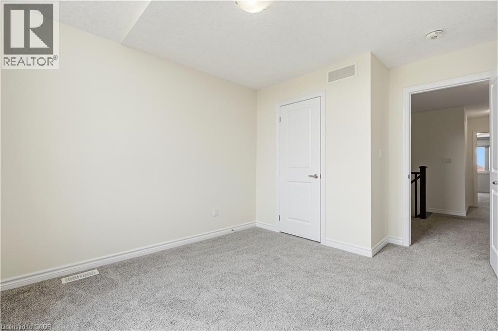Second bedroom - 359 Beechdrops Drive, Waterloo, ON - Indoor Photo Showing Other Room
