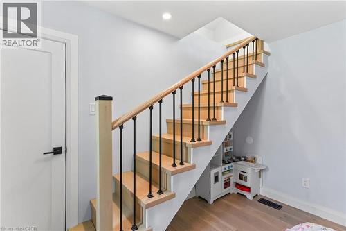 197 Crockett Street, Hamilton, ON - Indoor Photo Showing Other Room