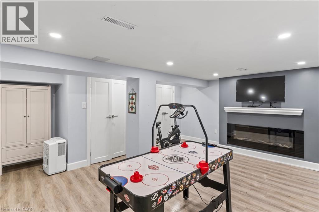 197 Crockett Street, Hamilton, ON - Indoor Photo Showing Other Room With Fireplace