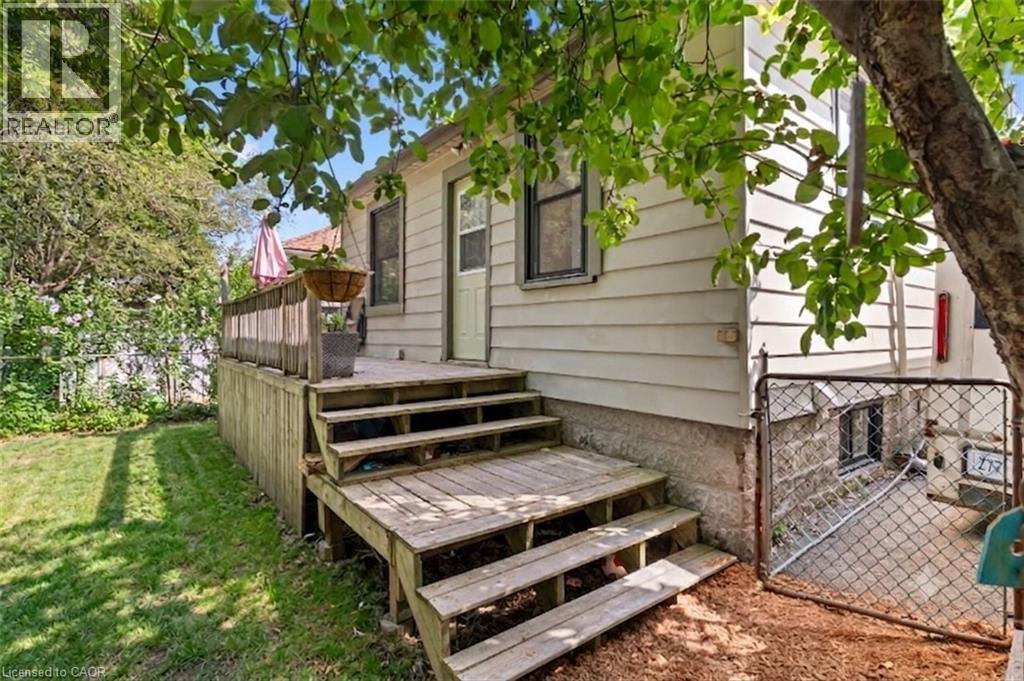 197 Crockett Street, Hamilton, ON - Outdoor With Deck Patio Veranda With Exterior