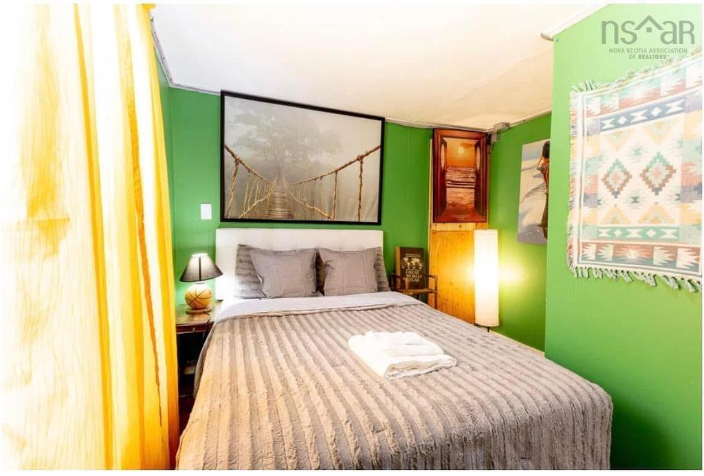 40 King Street, Truro, NS - Indoor Photo Showing Bedroom