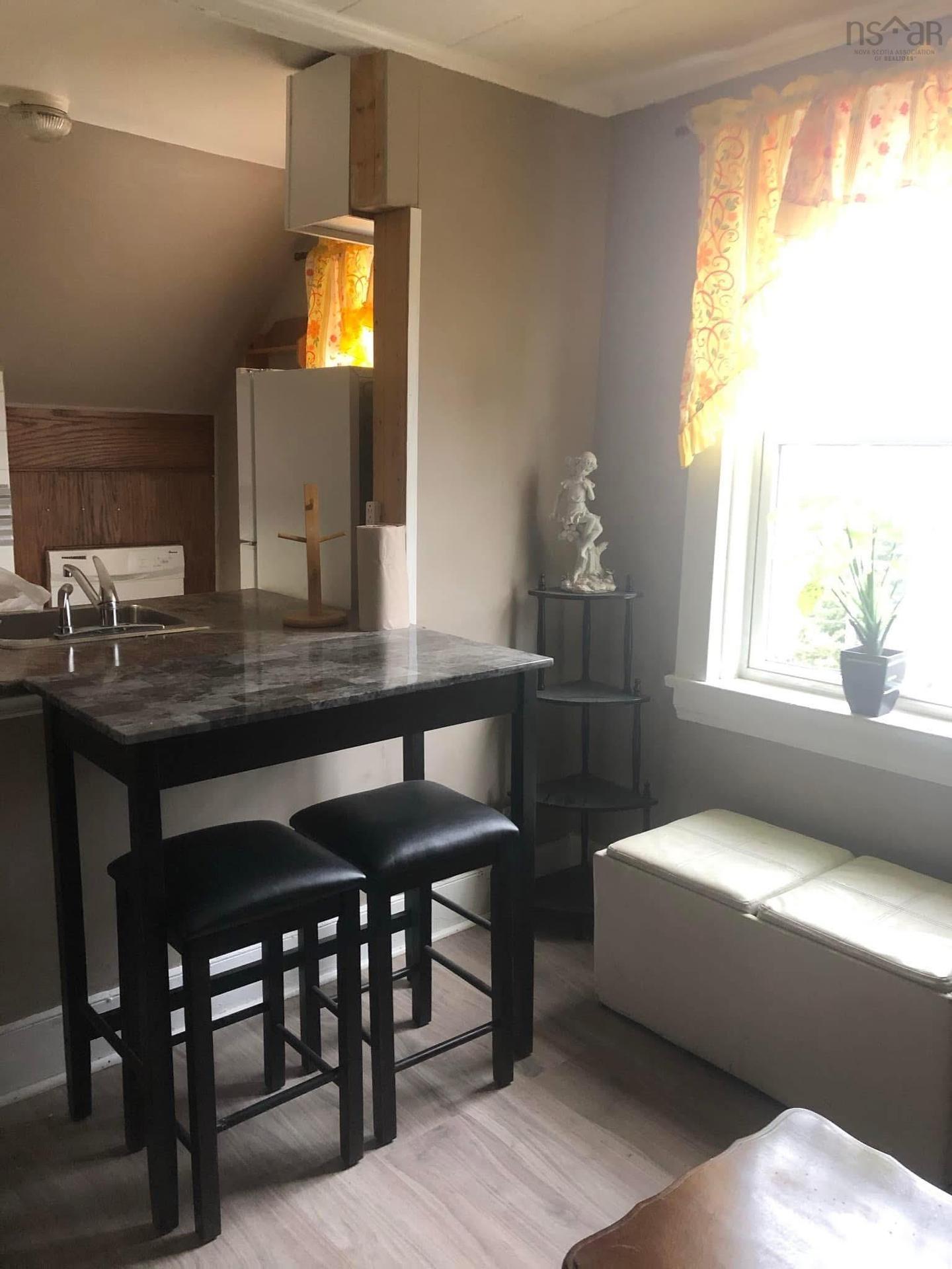 40 King Street, Truro, NS - Indoor