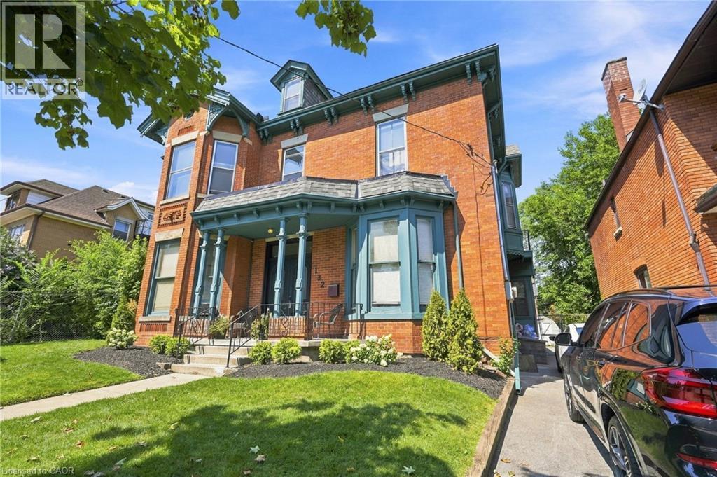 132 Emerald Street S, Hamilton, ON - Outdoor
