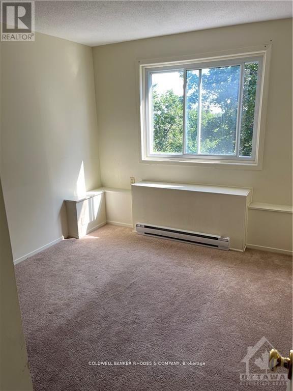 205 - 325 Centrum Boulevard, Ottawa, ON - Indoor