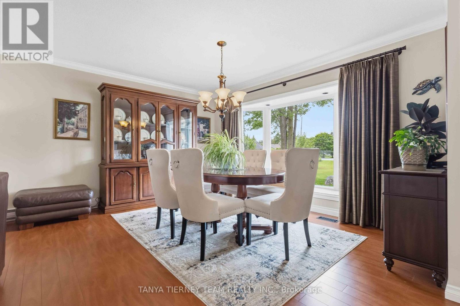 84 Turtle Path, Ramara, ON - Indoor Photo Showing Dining Room