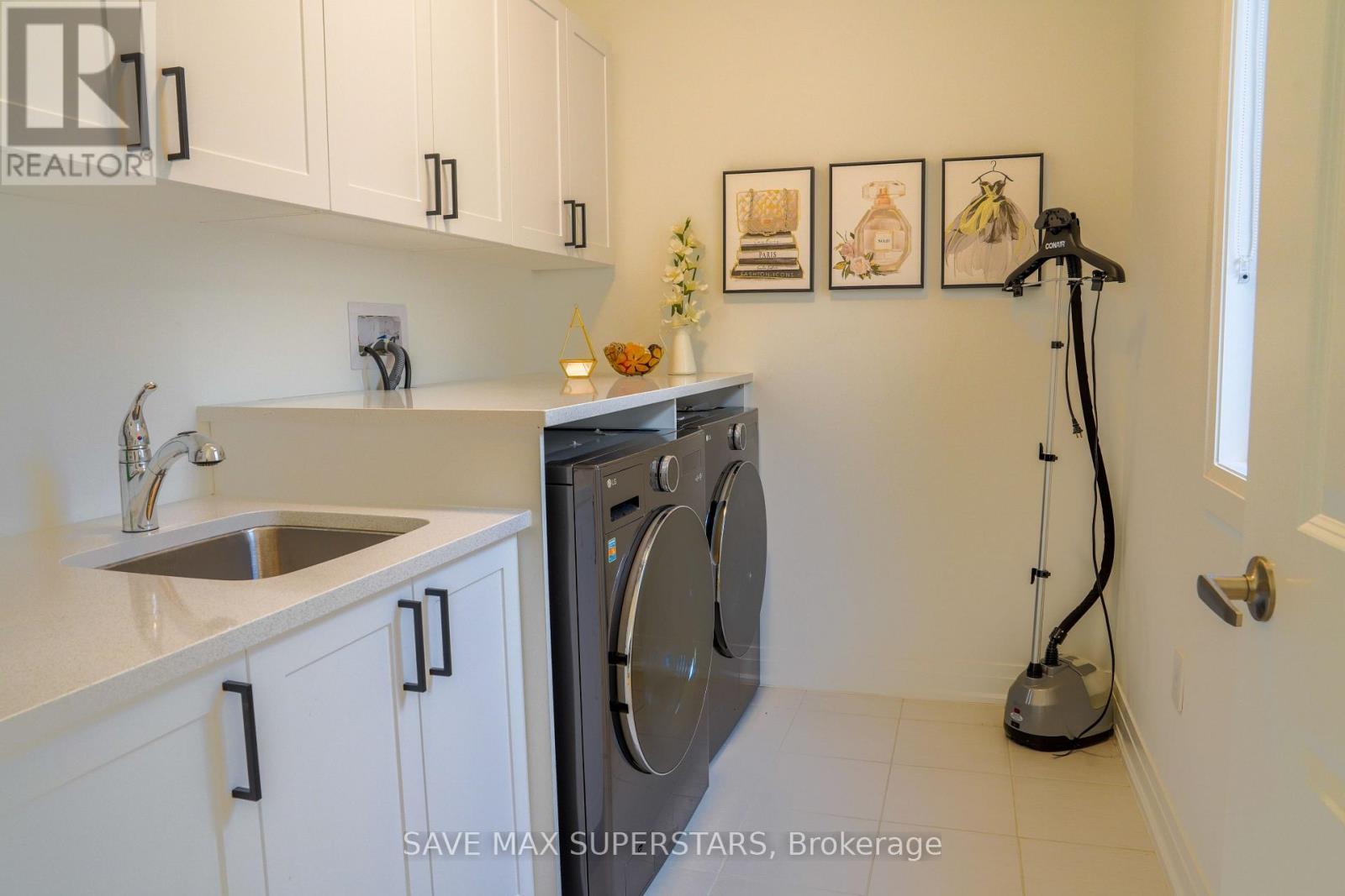 Upper - 2 Mcbride Trail, Barrie, ON - Indoor Photo Showing Laundry Room
