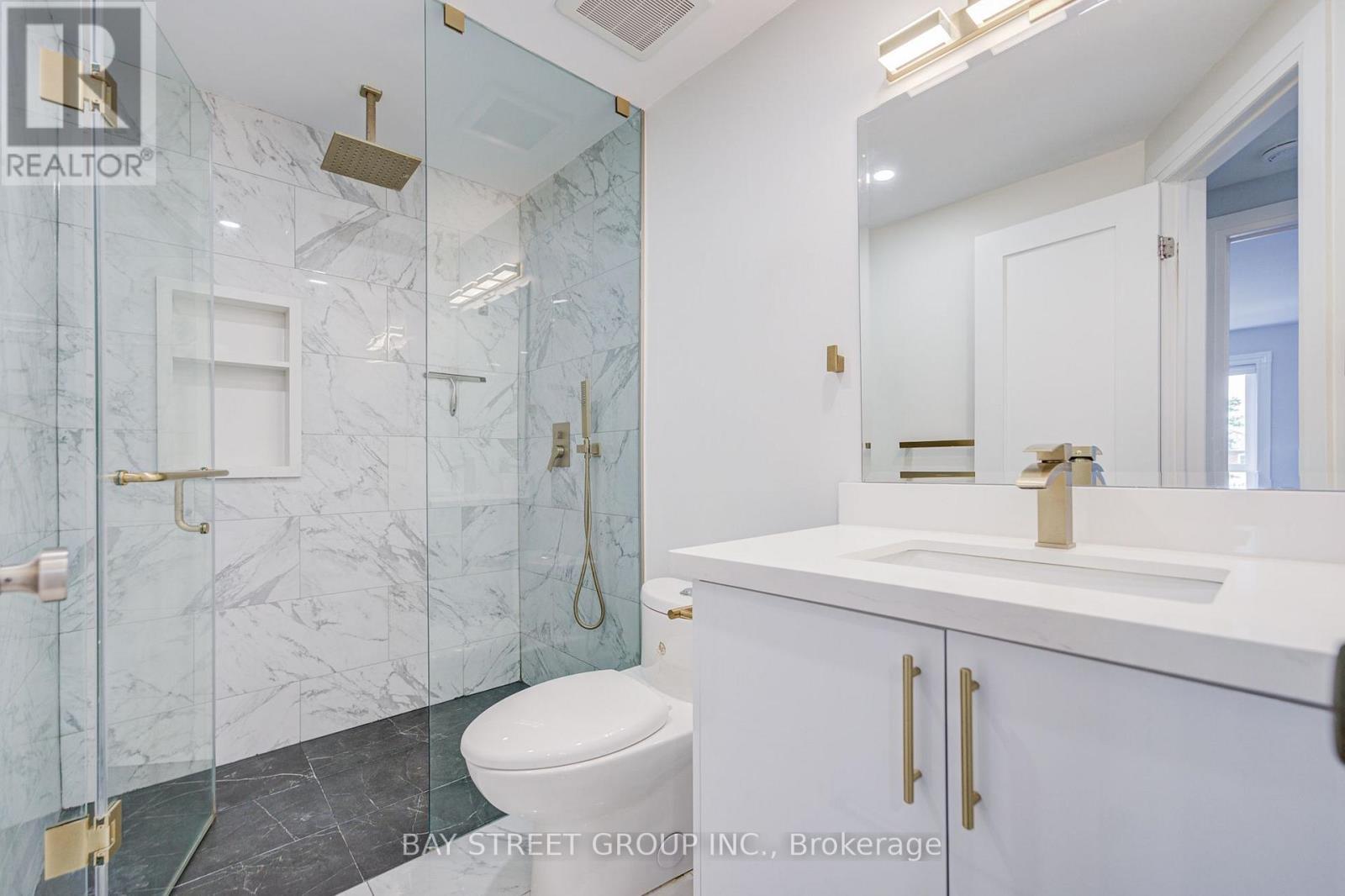 47 Becca Hall Trail, Toronto, ON - Indoor Photo Showing Bathroom