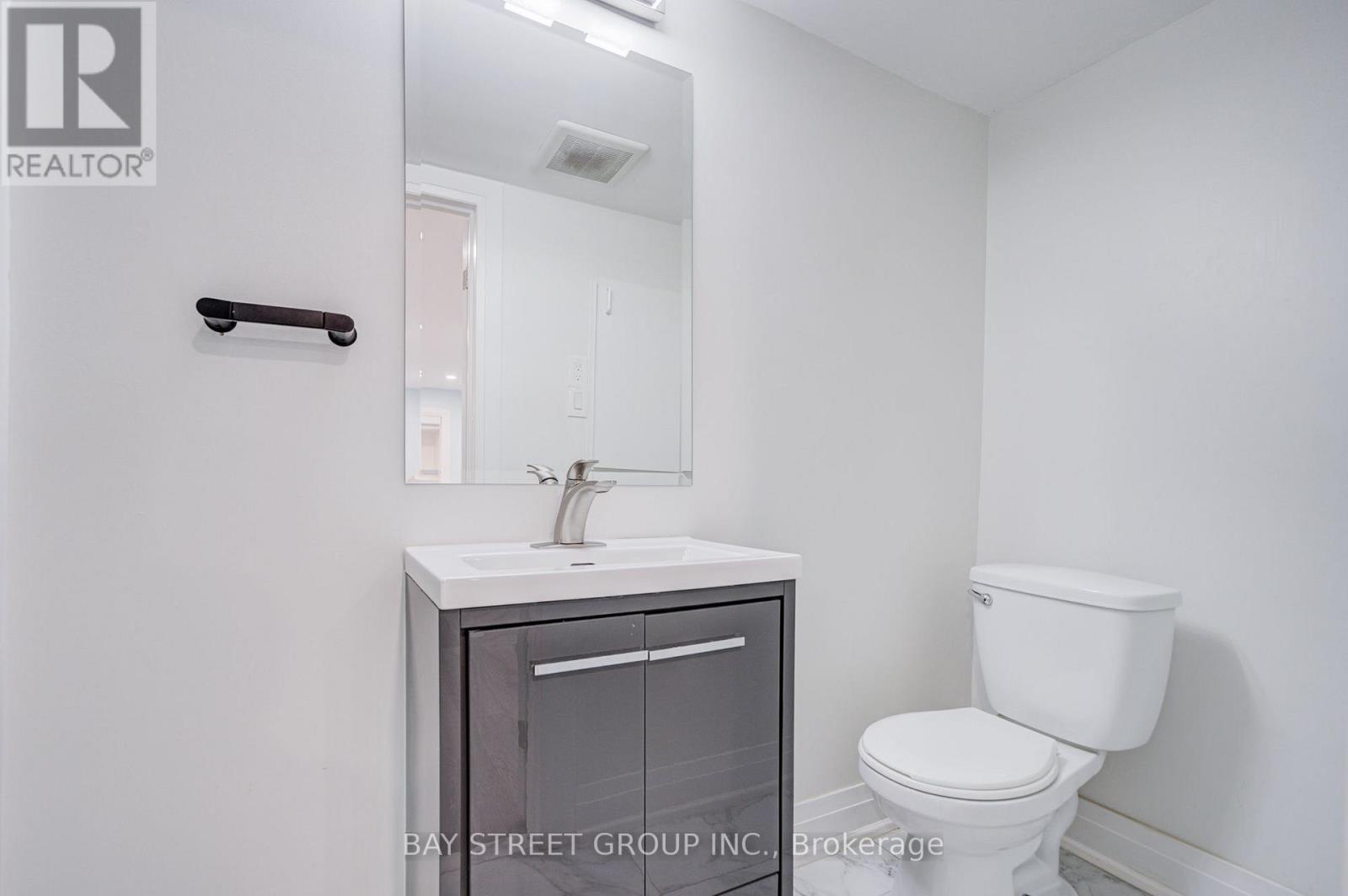 47 Becca Hall Trail, Toronto, ON - Indoor Photo Showing Bathroom