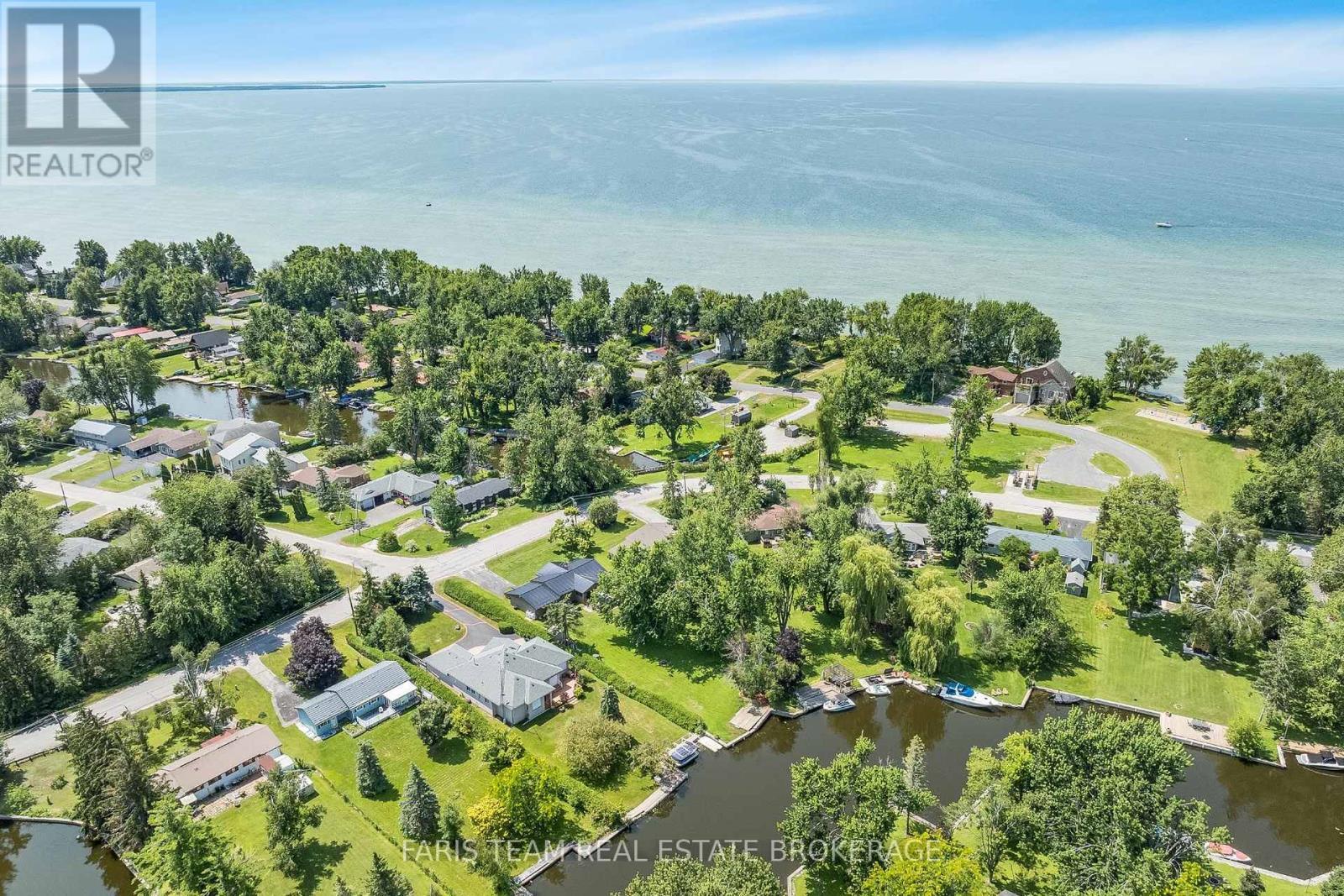 27 Poplar Crescent, Ramara, ON - Outdoor With Body Of Water With View