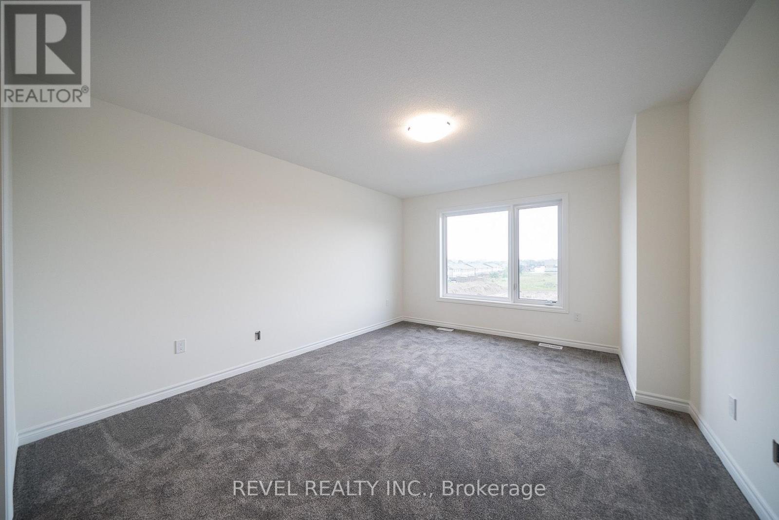 115 Mattingley Street, Brant, ON - Indoor Photo Showing Other Room