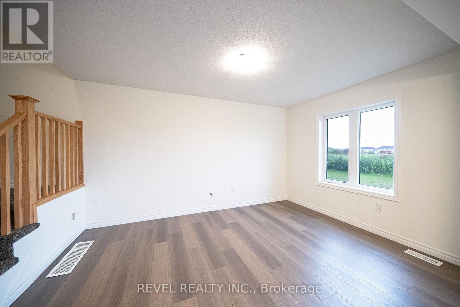 115 Mattingley Street, Brant, ON - Indoor Photo Showing Other Room
