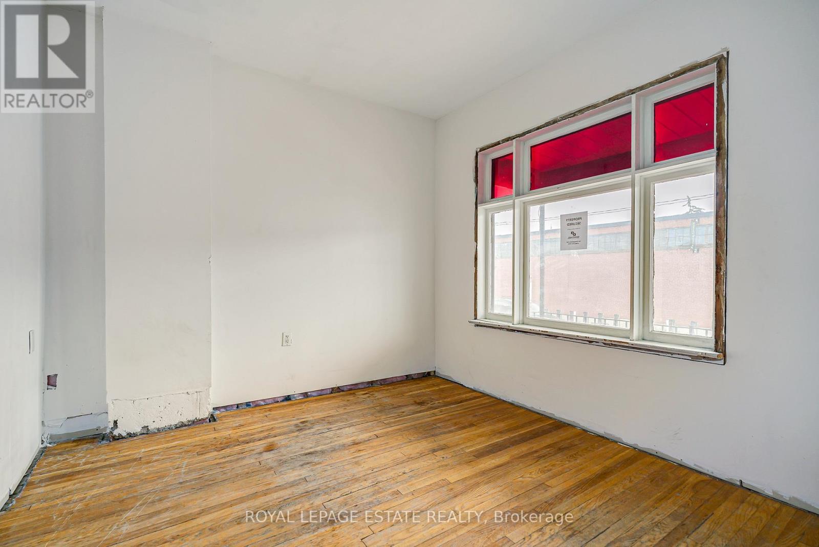 201 Christie Street, Toronto, ON - Indoor Photo Showing Other Room
