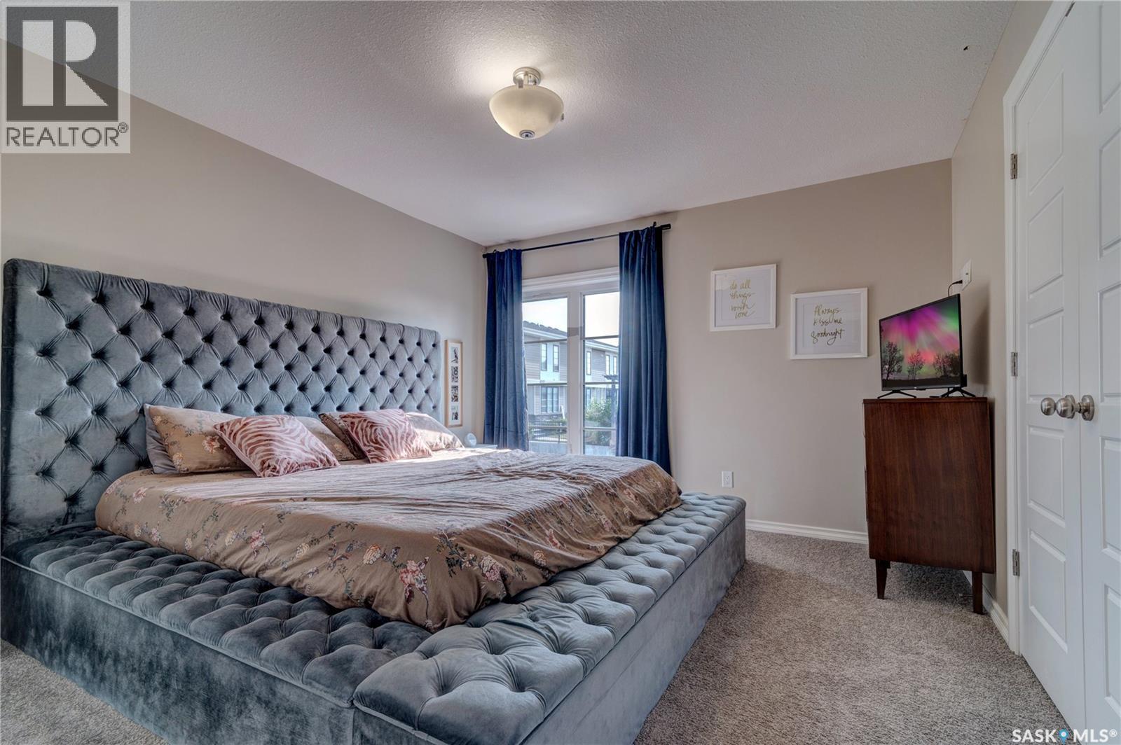 137 3229 Elgaard Drive, Regina, SK - Indoor Photo Showing Bedroom